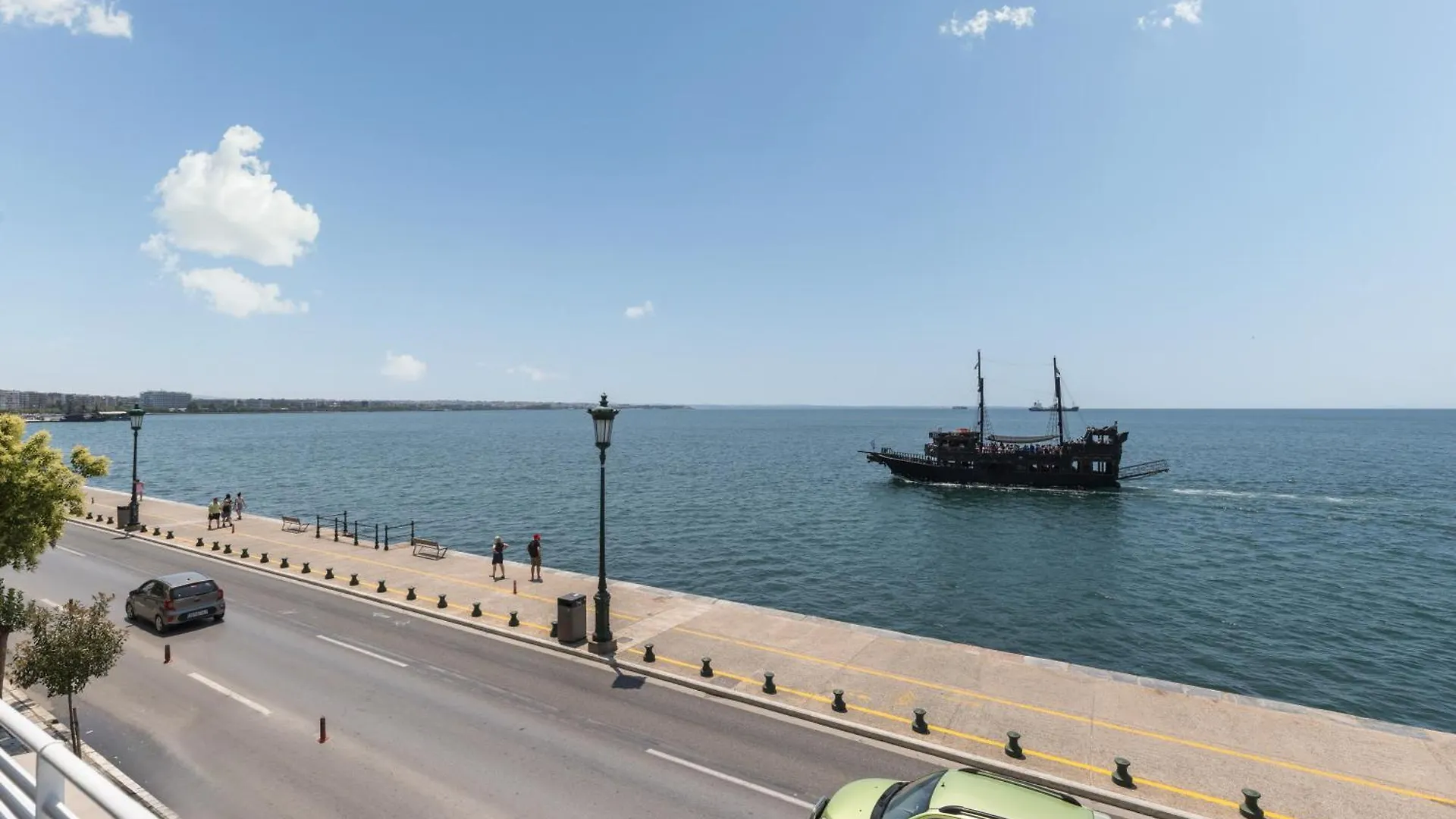 Ivory By Halu! - Elegant 2Bd Apt With Sea View Tesalónica